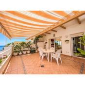 2 bedroom house with sea views