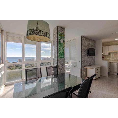 797 Holiday Rentals - Apartamento para 4 en el centro de Benalmadena