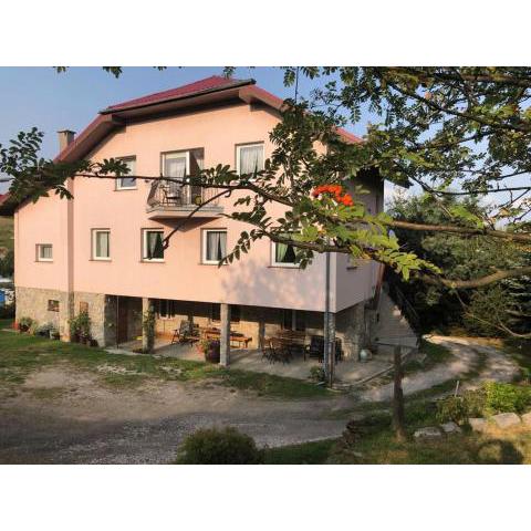 Agroturystyka Kapellanka - Kraina Wygasłych Wulkanów