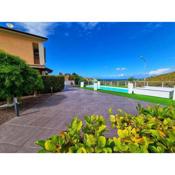 Alloggio affascinante con piscina vista mare