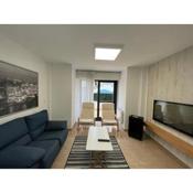Apartamento con terraza,2 min de la playa, Ares