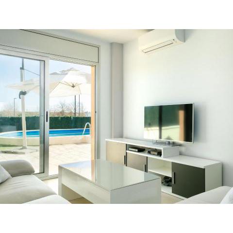 Apartamento Figueras, 3 dormitorios, 6 personas - ES-228-115