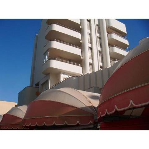 Apartamento Roses, 2 dormitorios, 6 personas - ES-204-26