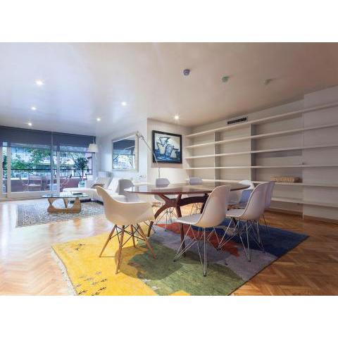 Apartment Barcelona Rentals - Classic Bonanova Apartment