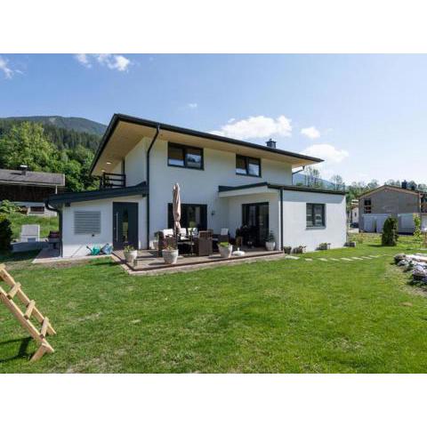 Apartment in Neukirchen am Gro venediger with Balcony