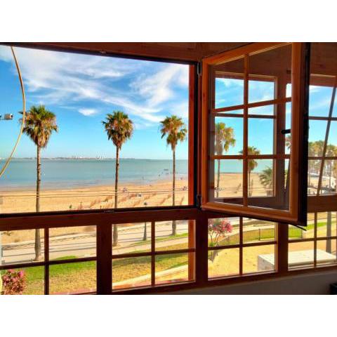 Apto. Bergantín, Playa de la Cachucha. WiFi, A/C