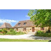 Beautiful home in Montferrand-du-Perigor with Outdoor swimming pool, WiFi and 6 Bedrooms