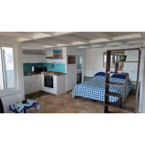 Bonbonniere in Chiaia district