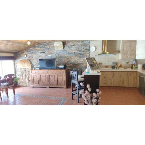 Buhardilla rústica muy acogedora