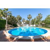 Casa en la playa con piscinas V