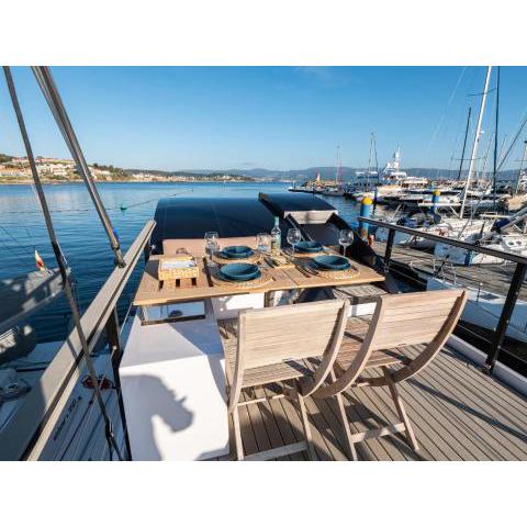 Casa Flotante Sanxenxo