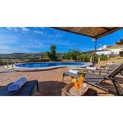 Casa Hidalgo Villanueva de la Concepcion by Ruralidays