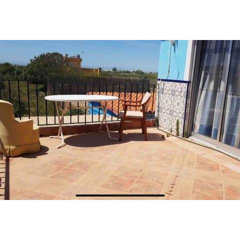 Casa rural con piscina común L2