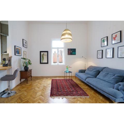 Central and stylish: Bartok Residence