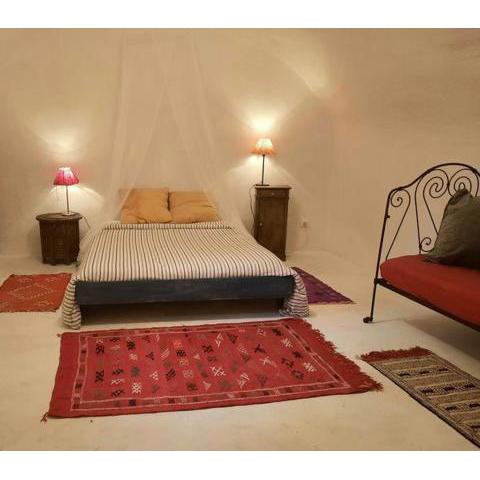 chambre d'inspiration marocaine au coeur du village perché de SUZE