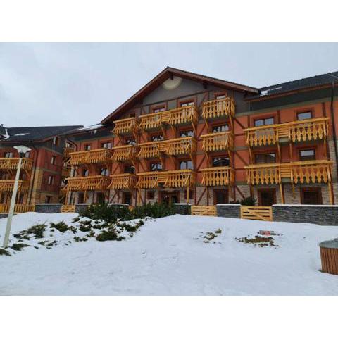 Comfortable One-Bedroom Apartment TATRAGOLF