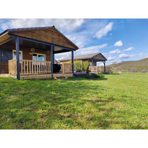 Deux chalets, capacité totale de 10 personnes