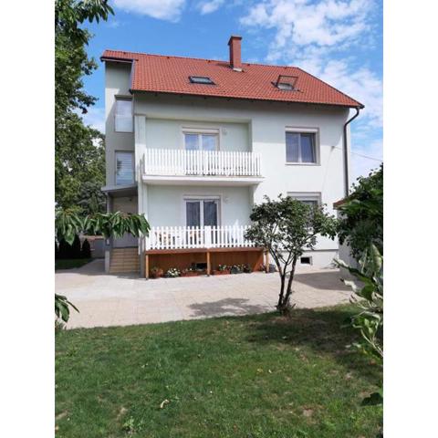 Eisenstadt Apartments