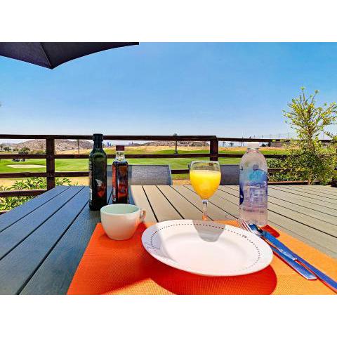 Face à la mer et sur le golf d'Aguilon 4212