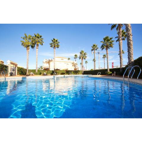 Holiday home with ac and pool