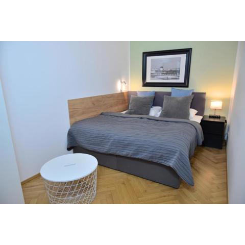 Jimmy's Apartments Suites