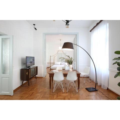 Live in Athens, THISEIO Historic House