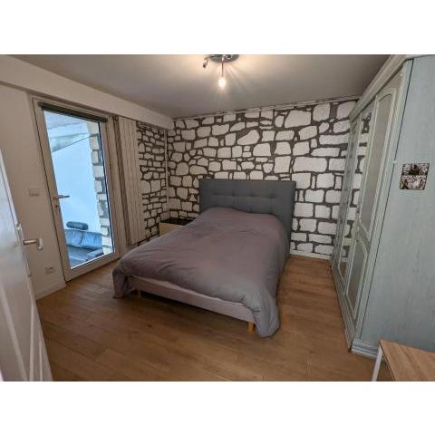 Loft, rez de jardin de maison 3 chambres avec grand jardin