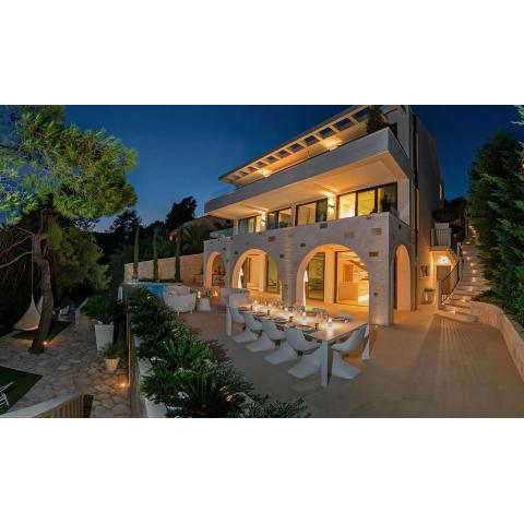 Luxury Beachfront Villa Silvery Moon with private pool, jacuzzi, sauna and gym on Brac island - Sumartin