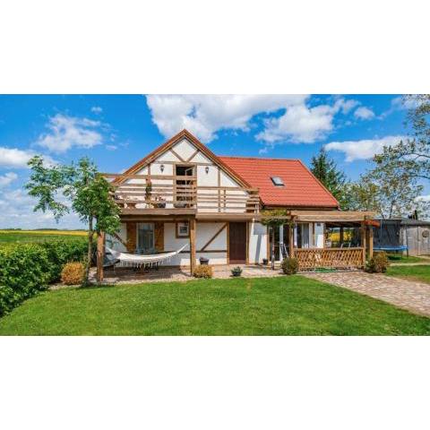 MAZURY - Domek wśród pól