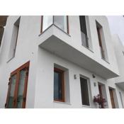 Modern holiday home in Andalucía with roofed terrace