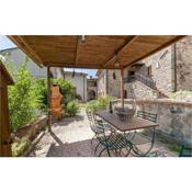 Nice home in Colognora di Pescaglia with 4 Bedrooms and WiFi