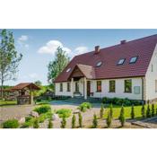 Nice home in Pl-76-113 Postomino with 9 Bedrooms and Internet