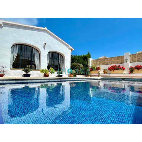 ROMERO Villa con privacidad y tranquilidad