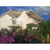 Seaview Saravari Studios