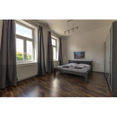 Spacious Apartment in Center with Terrace