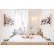 Spanish Step Nest Luxury