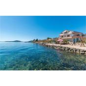 Stunning apartment in Nevidane with 2 Bedrooms