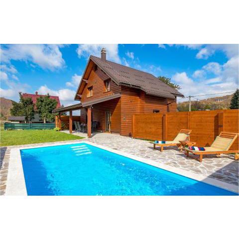 Stunning home in Tuk Vojni with Outdoor swimming pool and 3 Bedrooms