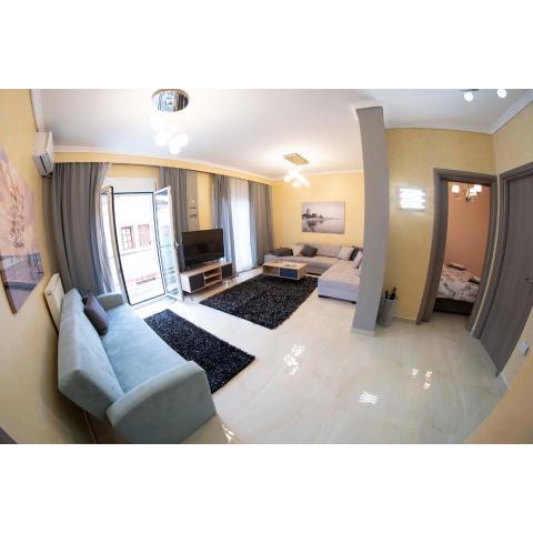 THESS OLD TOWN with free private parking