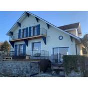 Villa Galéman, demeure de charme avec accès lac