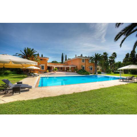Villa piscina, calcio, tennis, beach-volley m990